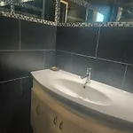 Maison Familiale Au Calme Avec Piscine Securisee בית נופש