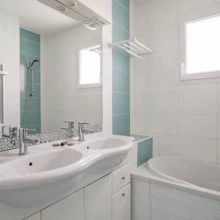 Casa de Férias Maison Familiale Au Calme Avec Piscine Securisee